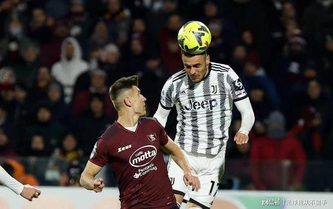 意大利杯倒计时,西汉姆集结日完成体检,细节引发关注,震撼外界,心理建设被强调的简单介绍 意大利杯倒计时,西汉姆集结日完成体检,细节引发关注,震撼外界,心理建设被强调的简单介绍